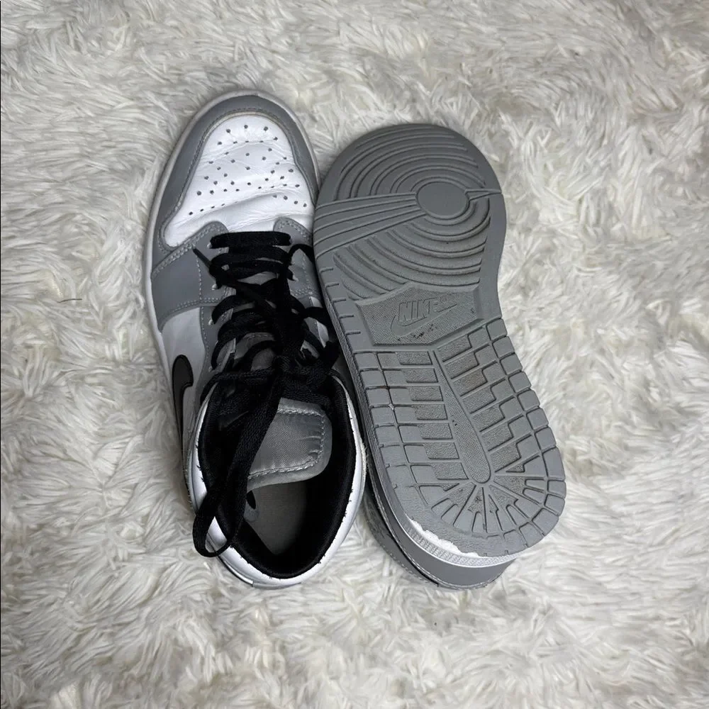 Nike high top